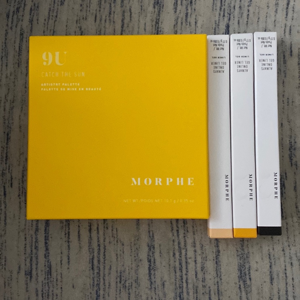 Morphe 9U catch the sun eyeshadow bundle with three gel liners.
